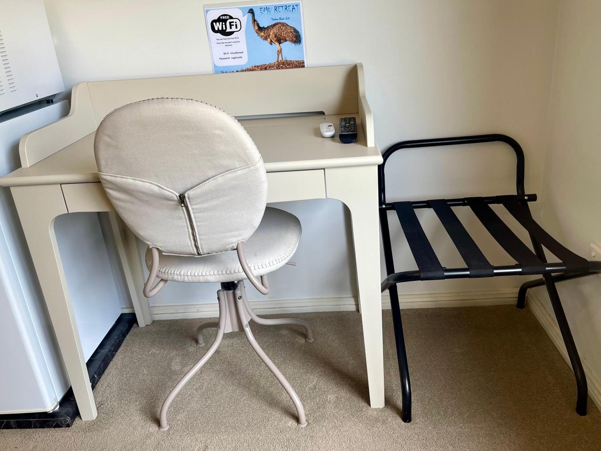 Emu Retreat B&B Tailem Bend Esterno foto